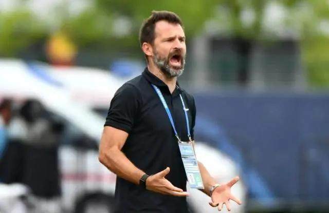 kaiyun sports-海港发布官方公告：莱科下课 奚志康任代理主教练